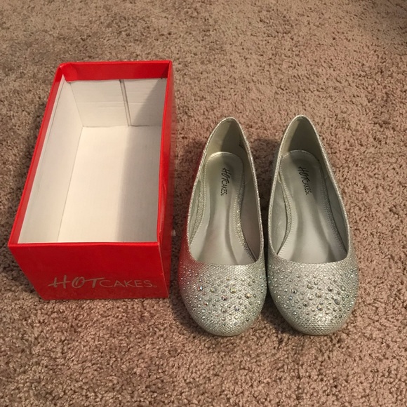 hot cakes Shoes - Silver sparkle bridesmaids flats